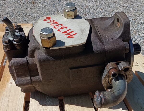 Hydraulikpumpe L120D